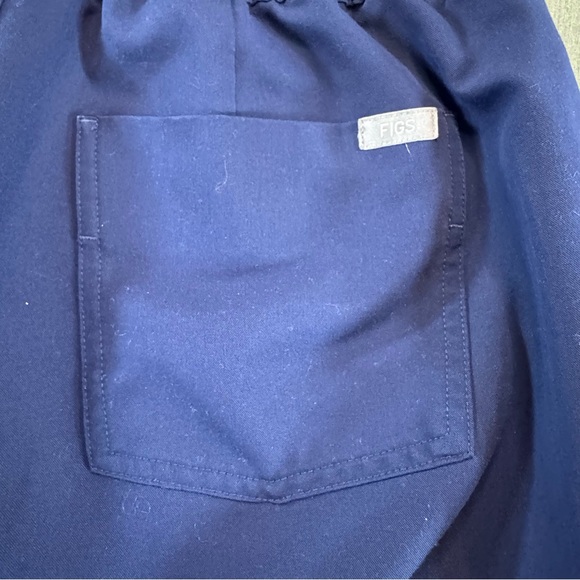 Figs Technical Collection Zamora Scrub Women’s Jogger Cargo Pants Size L Navy - Picture 11 of 11